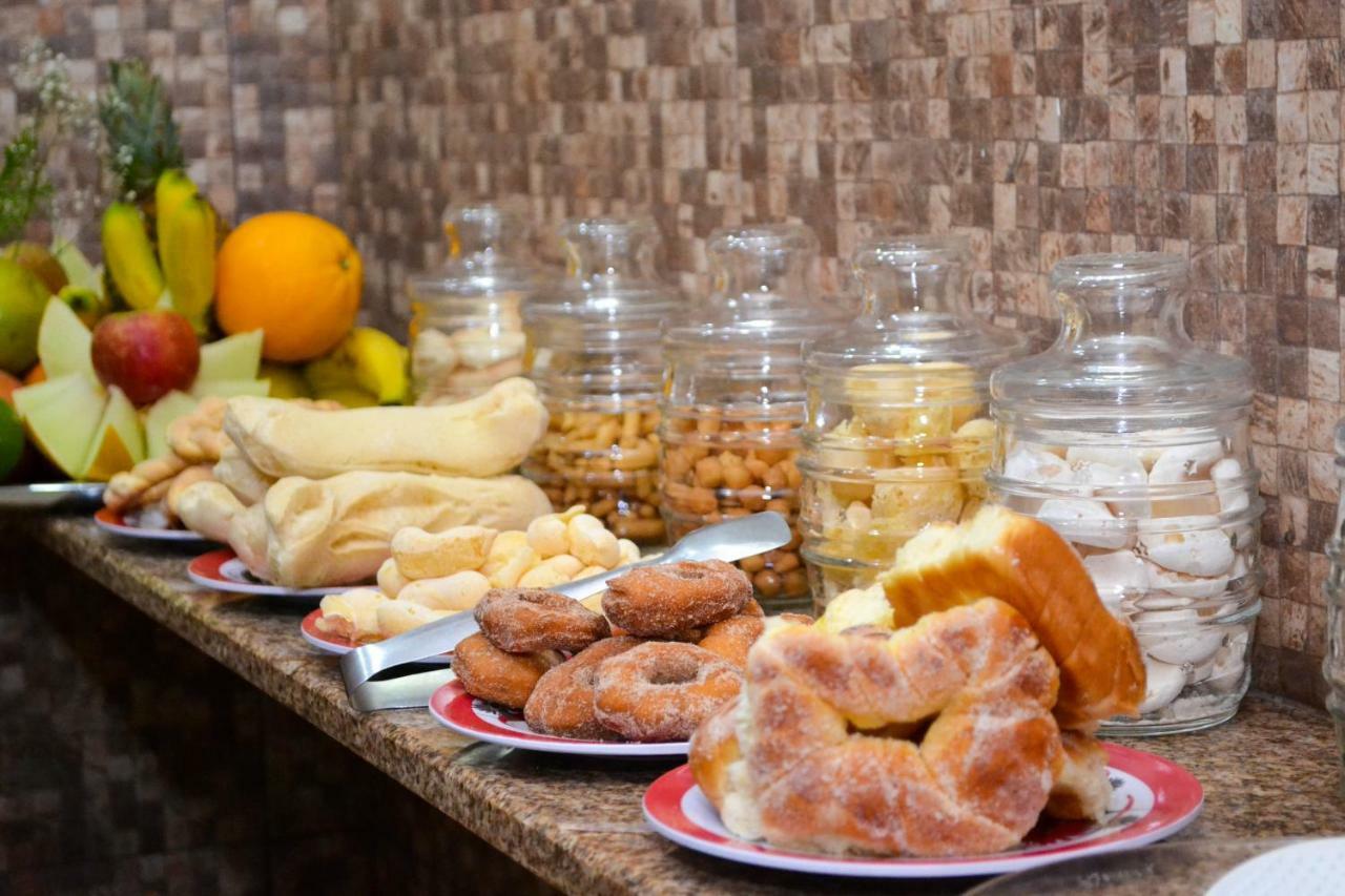 Galeria Hotel Lajinha Екстериор снимка